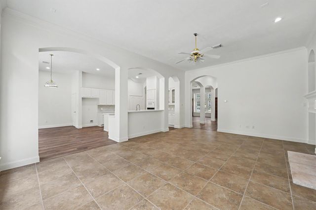8685 Sunset Heights Lane, Conroe, TX 77302