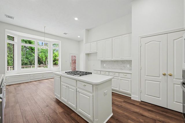 8685 Sunset Heights Lane, Conroe, TX 77302