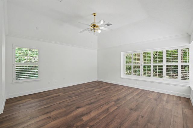 8685 Sunset Heights Lane, Conroe, TX 77302