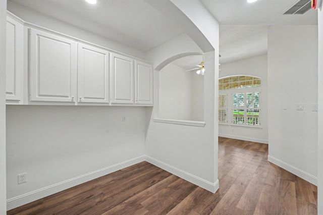 8685 Sunset Heights Lane, Conroe, TX 77302