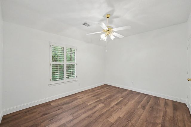 8685 Sunset Heights Lane, Conroe, TX 77302