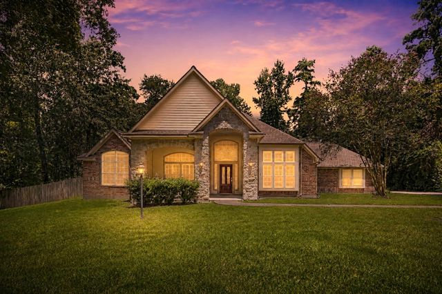 8685 Sunset Heights Lane, Conroe, TX 77302
