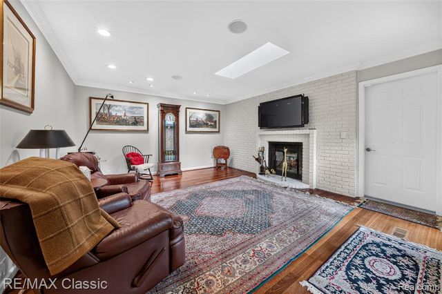 727 Arbor Court, Bloomfield Hills, MI 48304