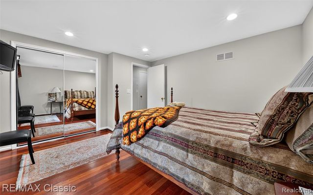 727 Arbor Court, Bloomfield Hills, MI 48304