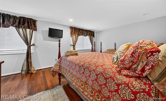 727 Arbor Court, Bloomfield Hills, MI 48304