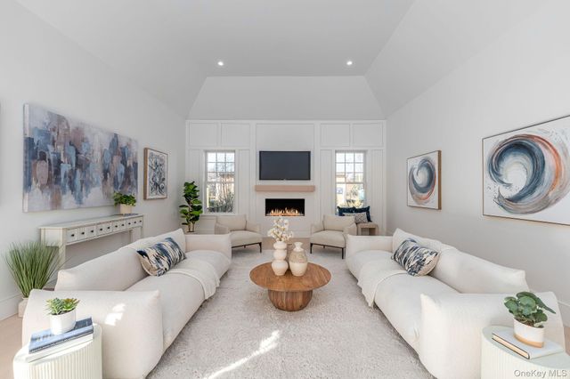 1475 Laurel Avenue, Southold, NY 11971