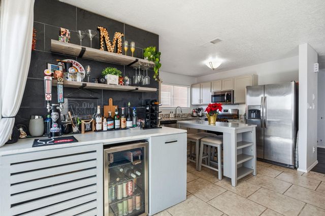 6144 Park South Place NW, Albuquerque, NM 87114