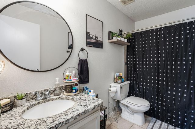 6144 Park South Place NW, Albuquerque, NM 87114