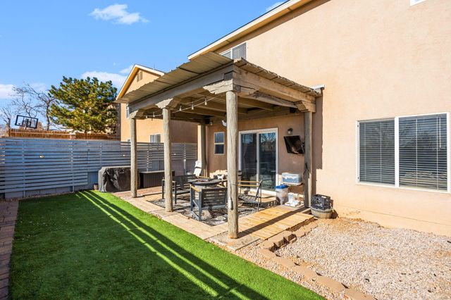 6144 Park South Place NW, Albuquerque, NM 87114