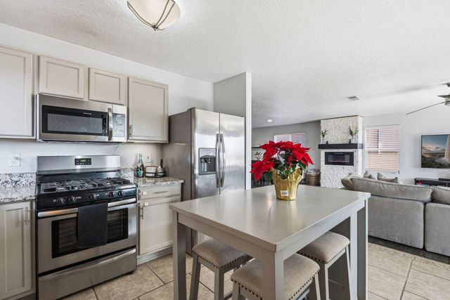 6144 Park South Place NW, Albuquerque, NM 87114