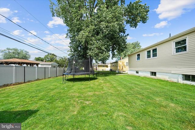38 GREENRIDGE RD, Newark, DE 19711