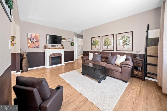 38 GREENRIDGE RD, Newark, DE 19711