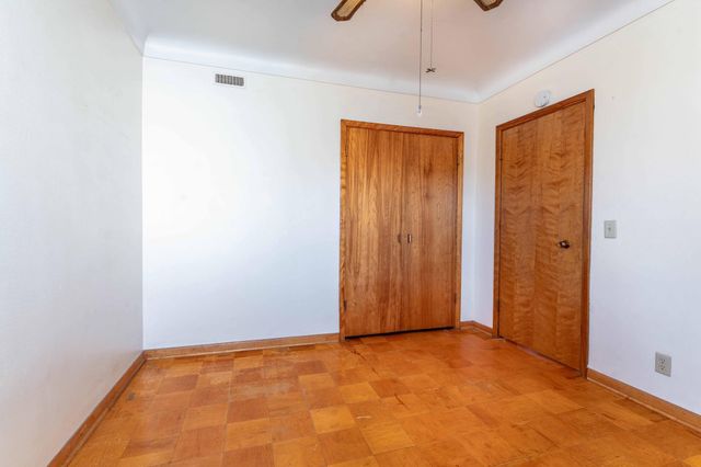 1015 11th Avenue S, Moorhead, MN 56560