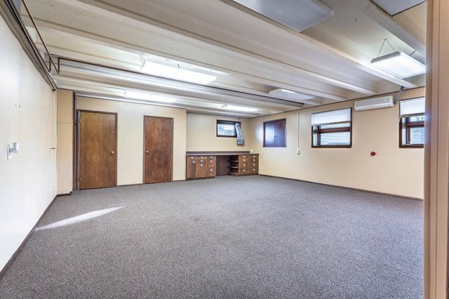 1015 11th Avenue S, Moorhead, MN 56560