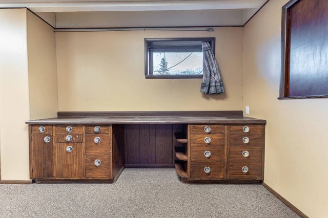 1015 11th Avenue S, Moorhead, MN 56560