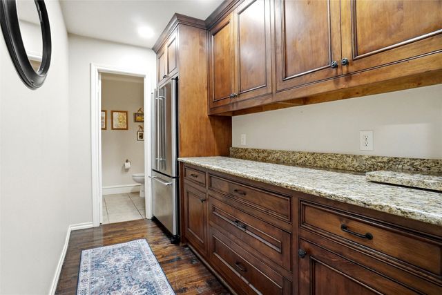 2412 Emerald Circle, Southlake, TX 76092