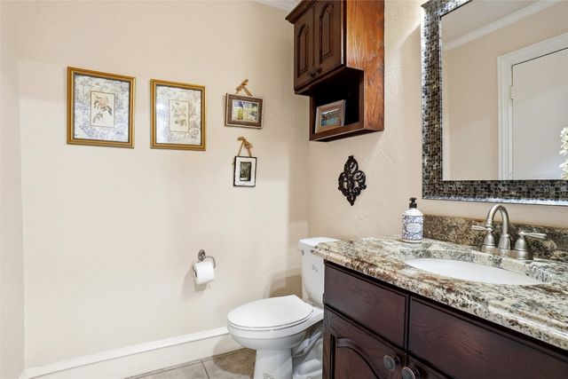2412 Emerald Circle, Southlake, TX 76092