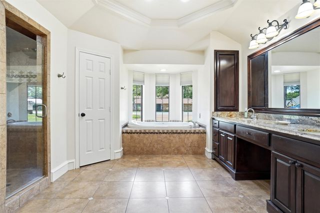 2412 Emerald Circle, Southlake, TX 76092