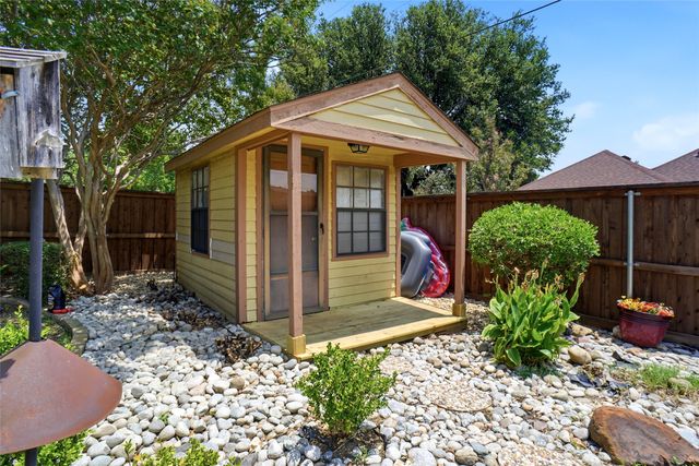 2412 Emerald Circle, Southlake, TX 76092
