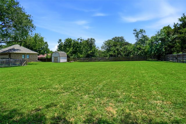 2412 Emerald Circle, Southlake, TX 76092