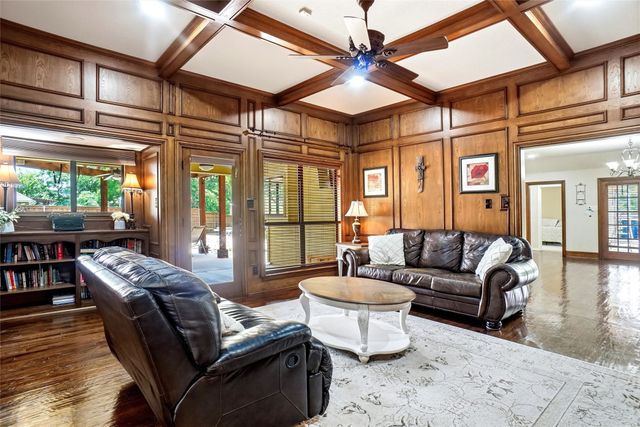 2412 Emerald Circle, Southlake, TX 76092