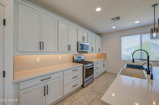 14283 W ALAMEDA Road, Surprise, AZ 85387