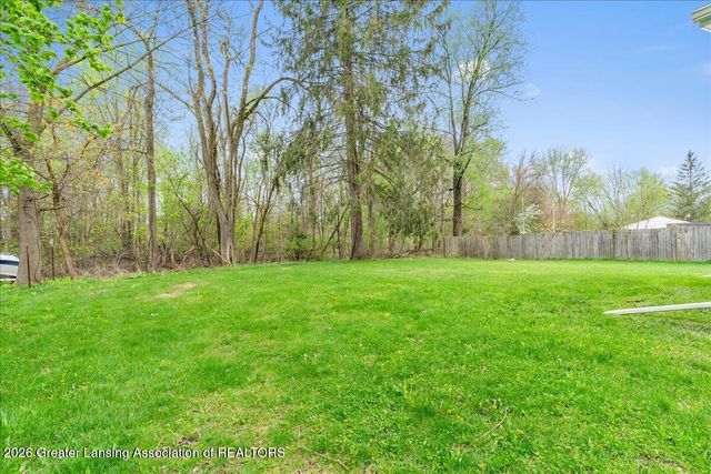 4585 Sycamore Street, Holt, MI 48842