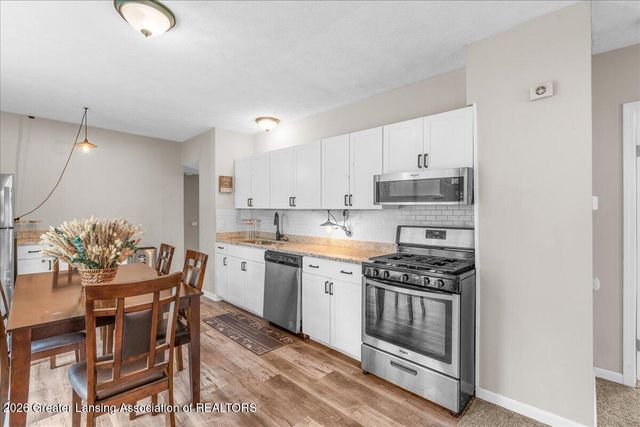4585 Sycamore Street, Holt, MI 48842