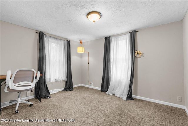4585 Sycamore Street, Holt, MI 48842