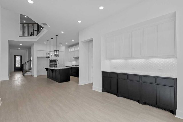 2102 Hereford Drive, Mansfield, TX 76063
