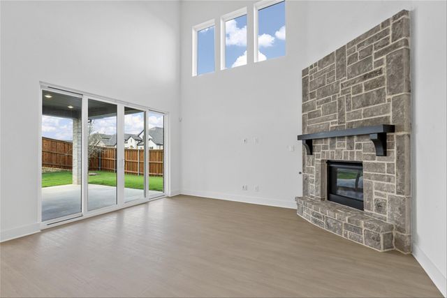 2102 Hereford Drive, Mansfield, TX 76063