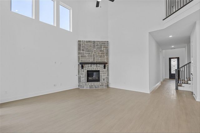 2102 Hereford Drive, Mansfield, TX 76063