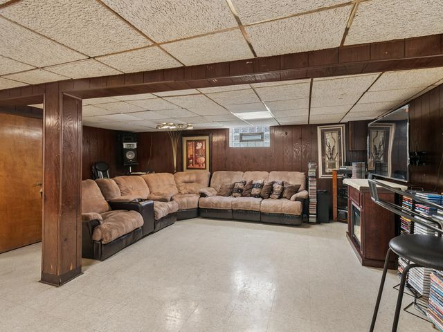 256 CALUMET Boulevard, Harvey, IL 60426