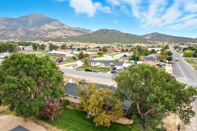715 N 400 E, Nephi, UT 84648