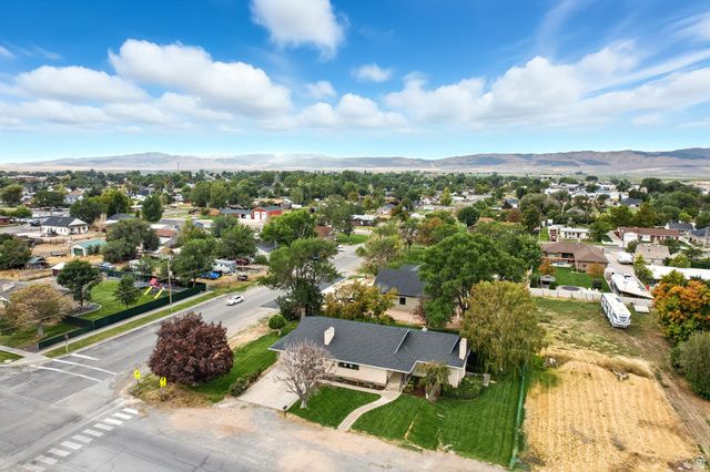 715 N 400 E, Nephi, UT 84648