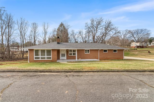 212 Shuping Street, Morganton, NC 28655