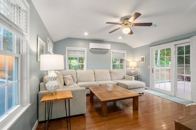 21 Michigan Drive, Hudson, MA 01749
