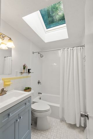 21 Michigan Drive, Hudson, MA 01749