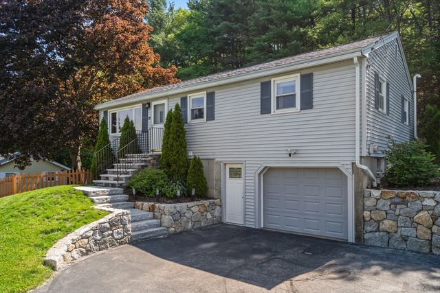 21 Michigan Drive, Hudson, MA 01749