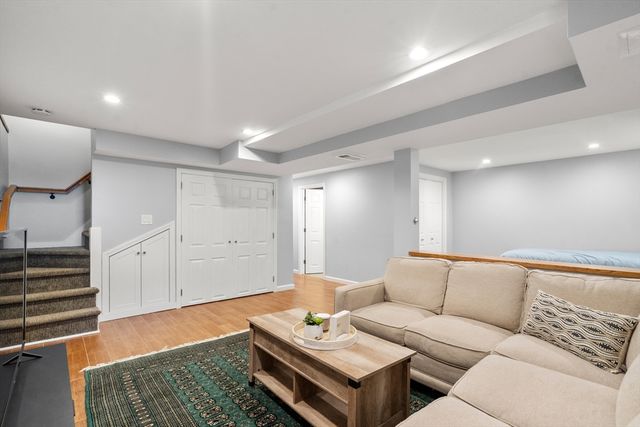 21 Michigan Drive, Hudson, MA 01749