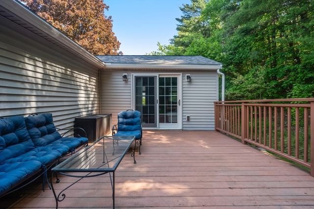 21 Michigan Drive, Hudson, MA 01749