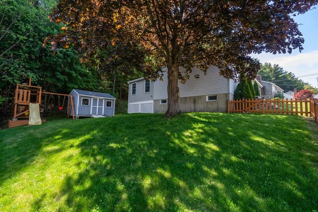 21 Michigan Drive, Hudson, MA 01749