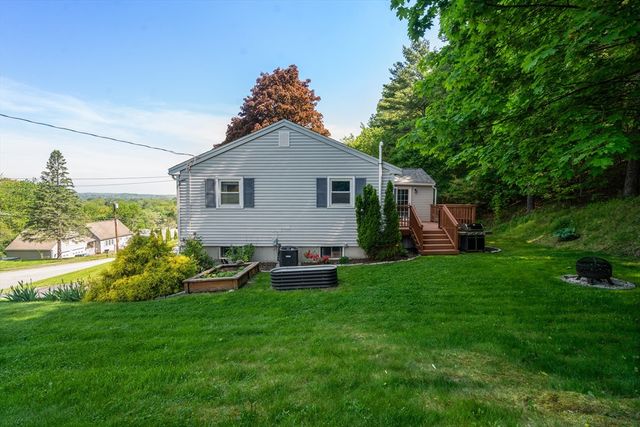 21 Michigan Drive, Hudson, MA 01749