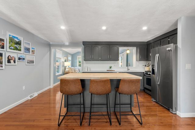 21 Michigan Drive, Hudson, MA 01749