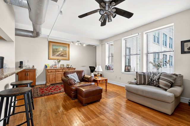 700 Church St Apt 1108, Nashville, TN 37203