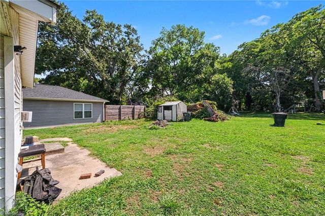 437 Fulton Street, Burlington, NC 27217