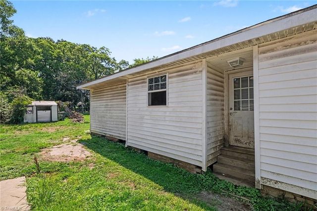 437 Fulton Street, Burlington, NC 27217
