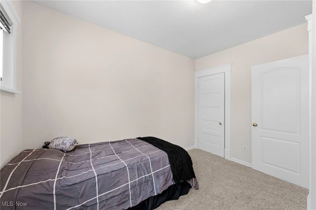 1551 Orchard Grove Avenue, Lakewood, OH 44107