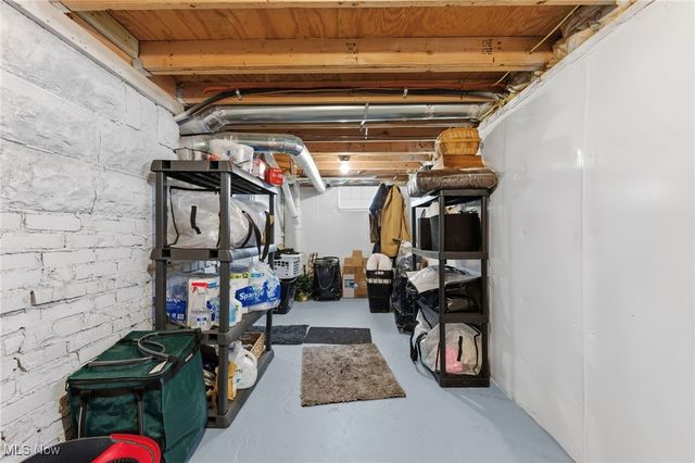 1551 Orchard Grove Avenue, Lakewood, OH 44107