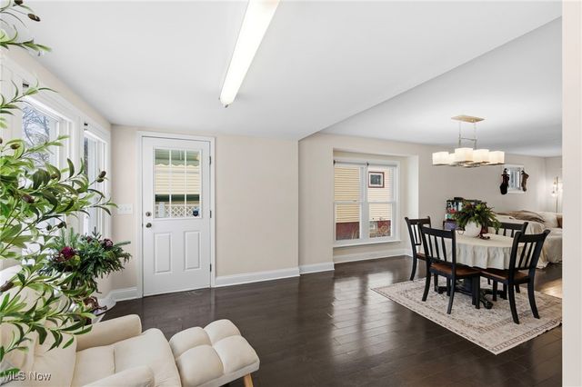 1551 Orchard Grove Avenue, Lakewood, OH 44107